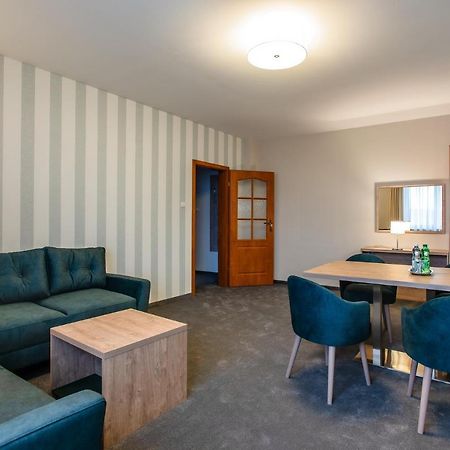 Hotel La Mar Кельце Экстерьер фото